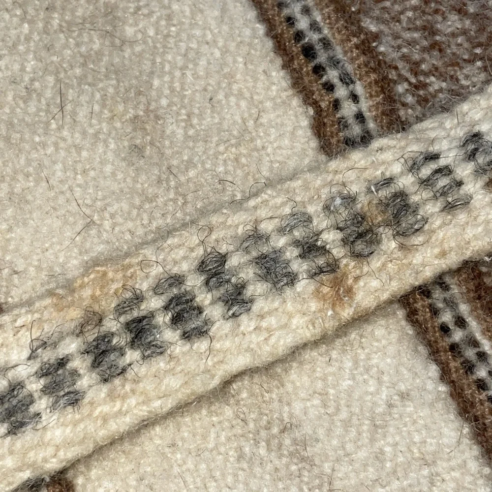 Vintage Medium Size Shoulder Bag - Wool Neutral‎ Colors Geometric patterns